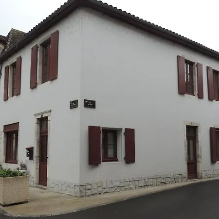 Bed & Breakfast La Maison De Lau 3*
