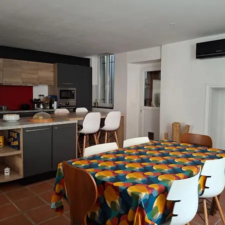 La Maison De Lau Bed & Breakfast Salies-de-Béarn