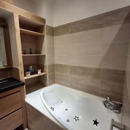 La Maison De Lau Bed & Breakfast Salies-de-Béarn