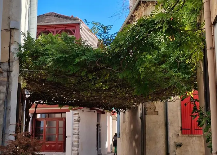 La Maison De Lau