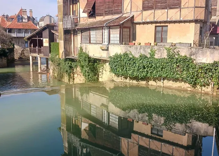 住宿加早餐酒店 La Maison De Lau